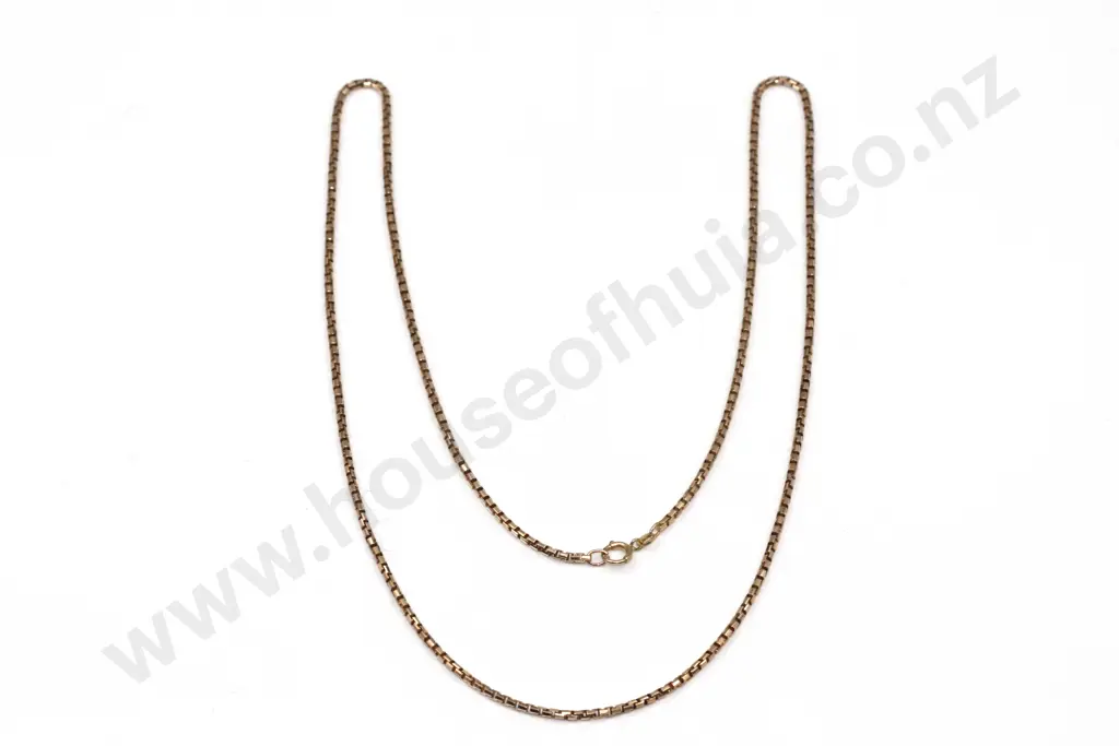 Intricate Curved Box Link 9ct Gold Lengthy Necklace Image 1++