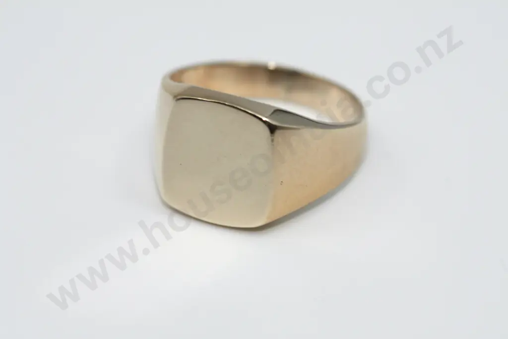 Plain Square Set Signet Ring in 9ct Yellow Gold Image 1++