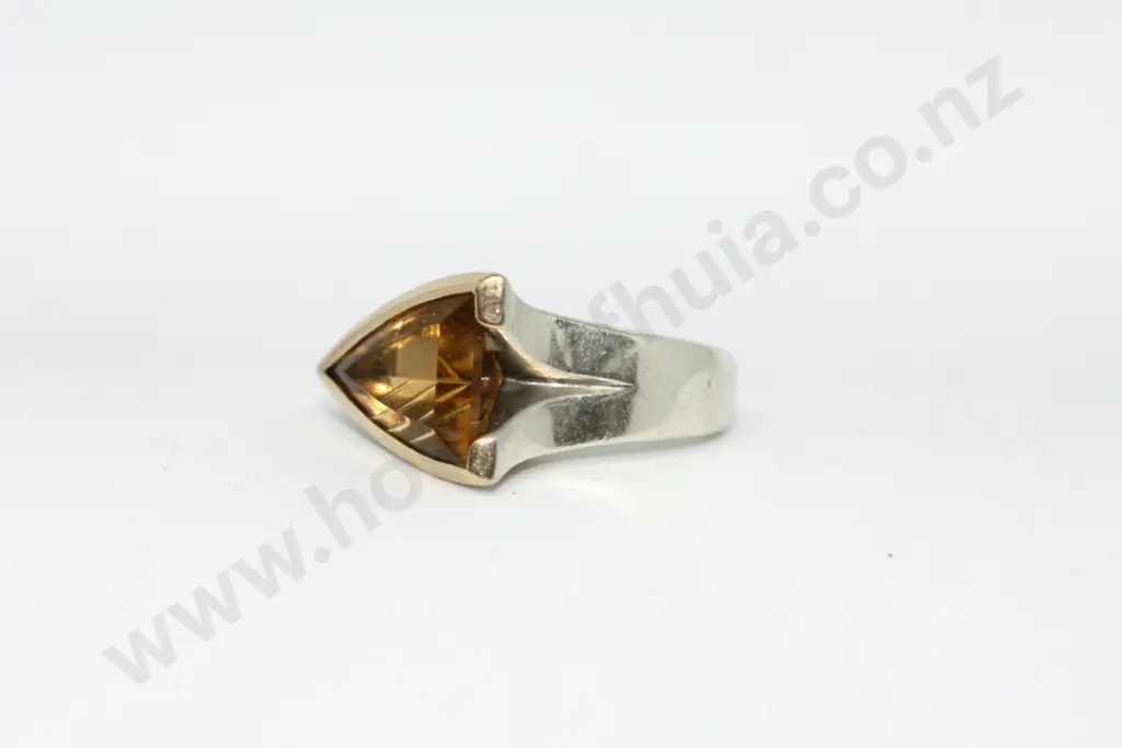 Sterling Silver & 9ct Gold Citrine Ring Image 1++