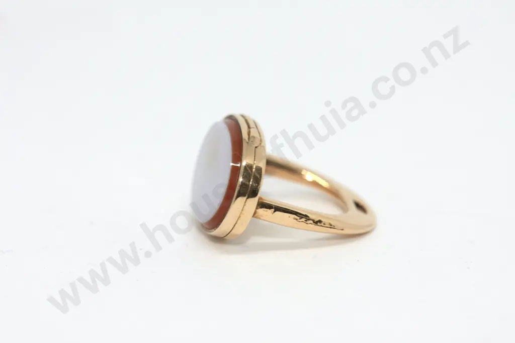 Horse Stirrup Pendant with Carnelian Hinged Bottom in 9ct Rose Gold Image 1++