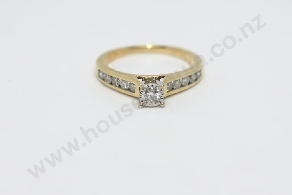 Gold Diamond Ring with Diamond Shoulders in 14ct Yellow Gold Image 1++