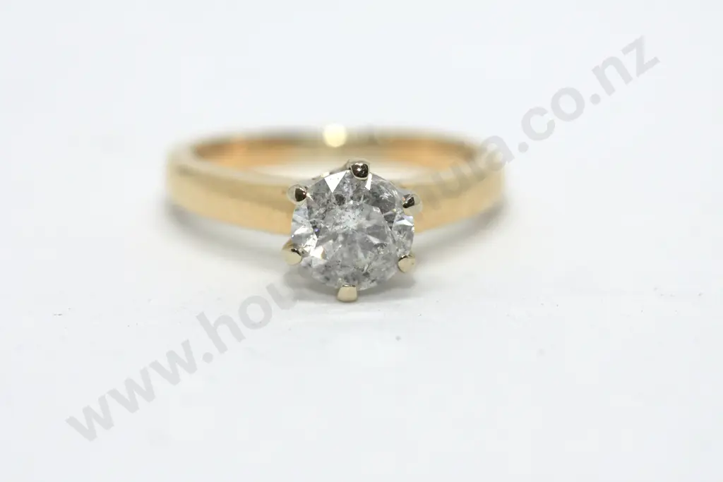 Modern 1ct Diamond Solitarie Ring in 18ct Gold Image 1++