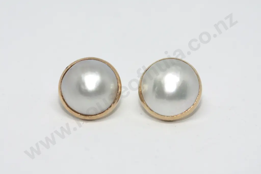 Pearl Domed 9ct Gold Backed Stud Earrings Image 1++