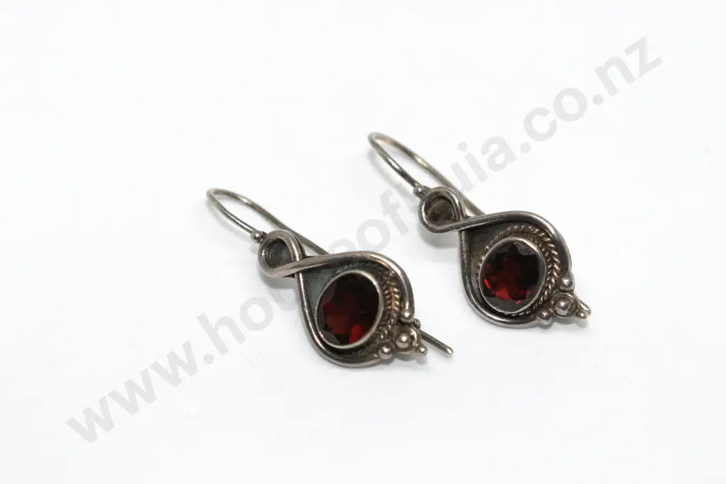 Sterling Silver Rich Red Garnet Earrings Image 1++