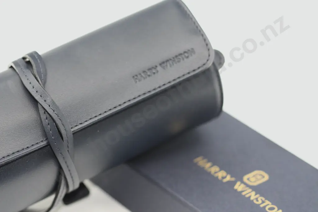 Collection of Harry Winston Packaging  Image 1++