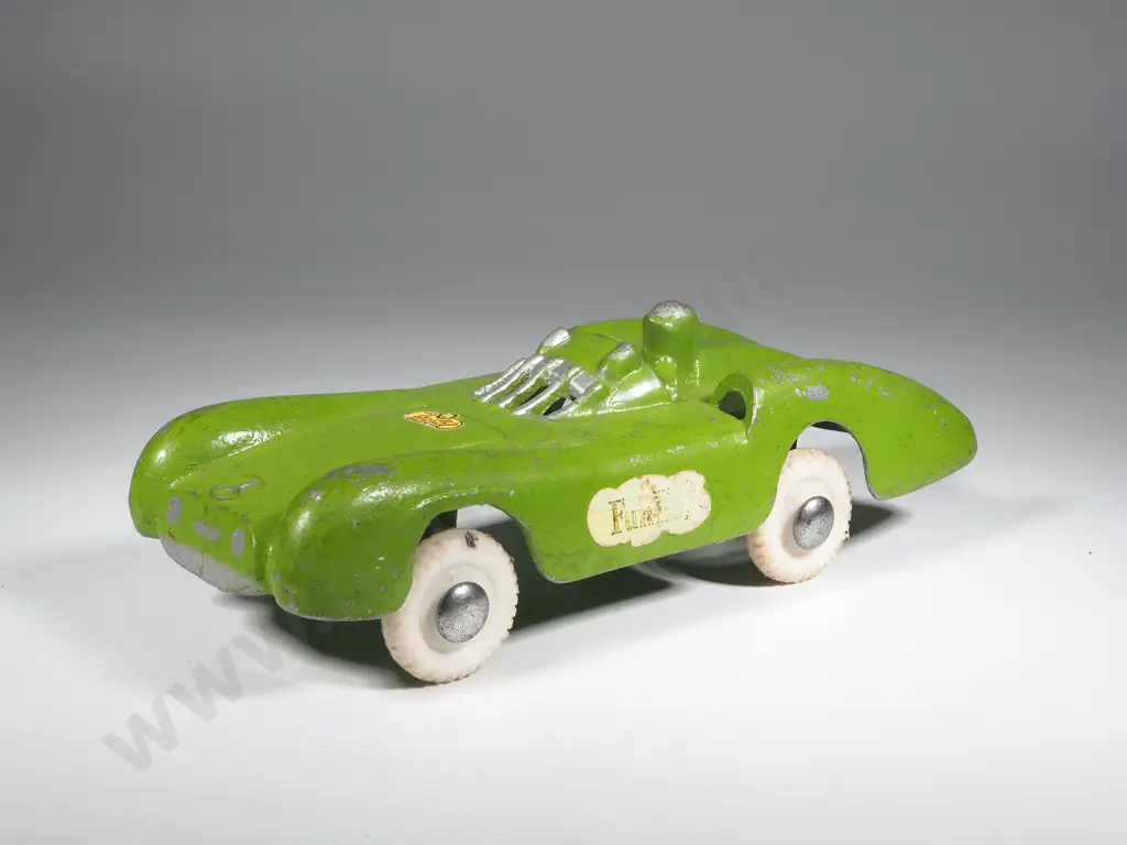 Vintage Fun Ho Number 324 Green Mercedes-Benz Racer – First Produced 1959 Image 1++