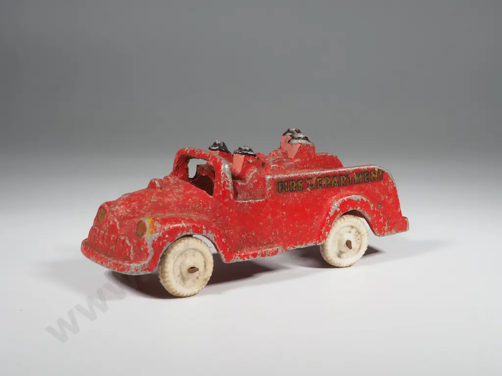 Vintage Fun Ho Number 175 Red Fire Engine – First Produced 1948 Image 1++