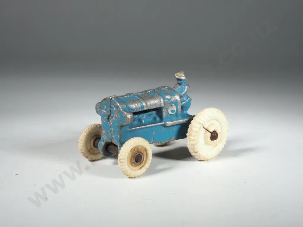 Vintage Fun Ho Blue Tractor Image 1++