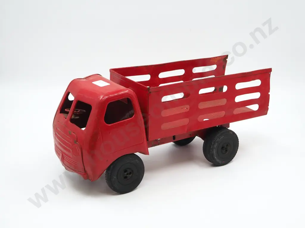 Large Tin Plate Toy Truck (Late Entry) Image 1++
