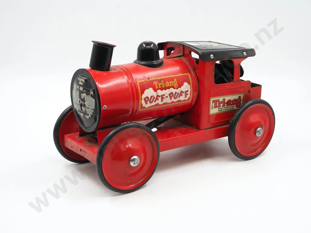 Large Tri-ang Puff Puff Traction Engine (Late Entry) Image 1++