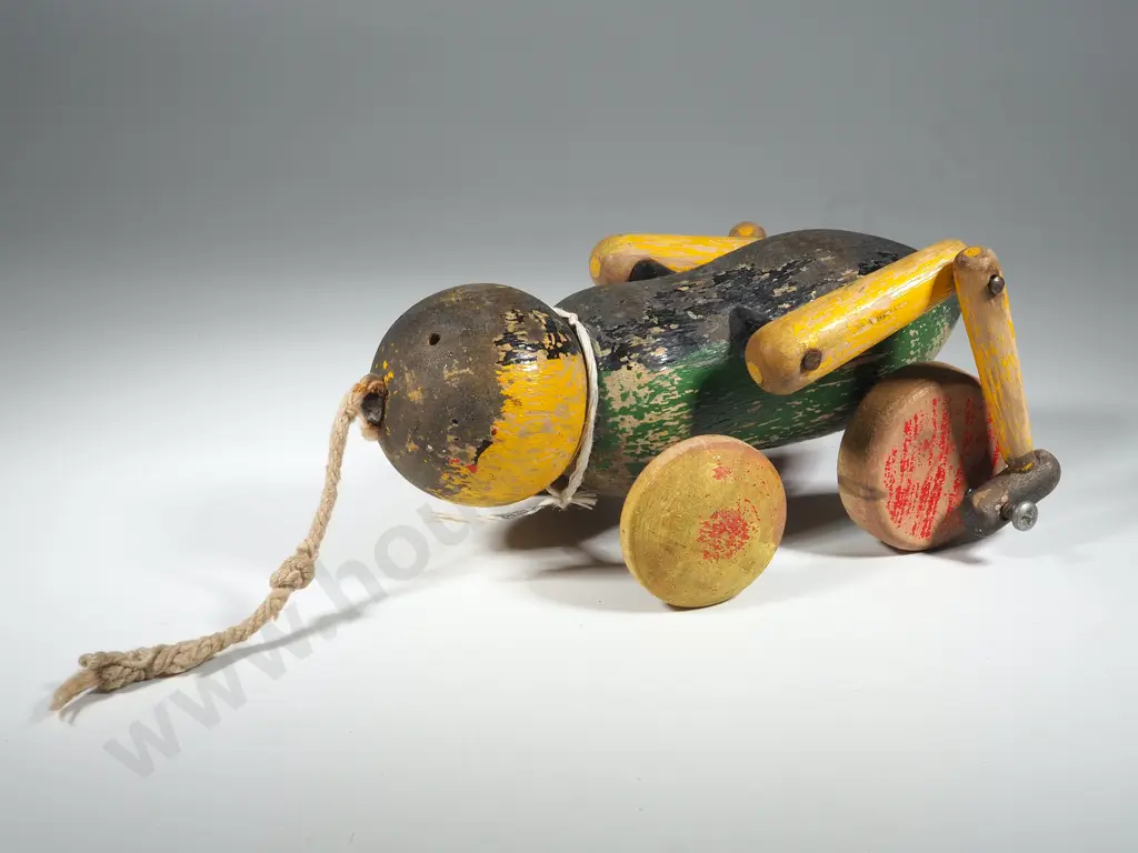 Classic Vintage New Zealand Buzzy Bee Image 1++