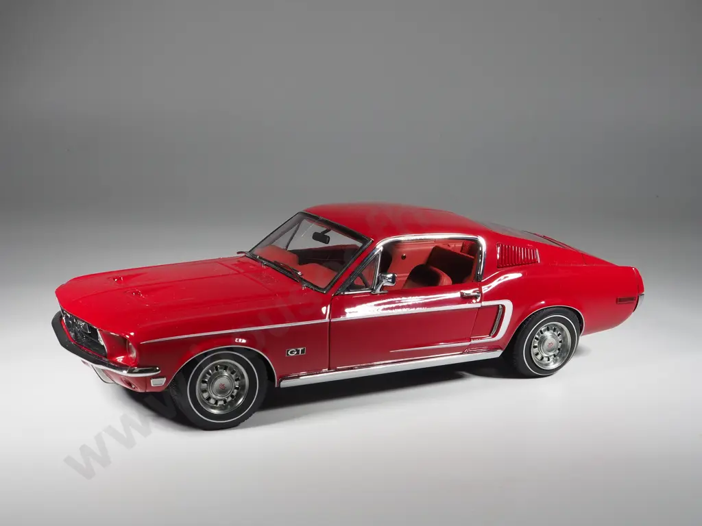 Autoart Model Car 1:18 1968 Ford Mustang GT - With Box Image 1++