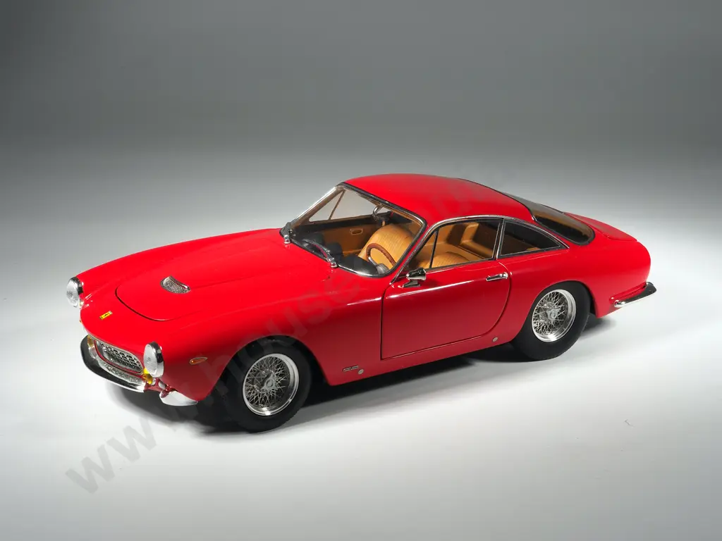 Hot Wheels Model Car 1:18 Ferrari 250 GT Berlinetta Lusso Image 1++