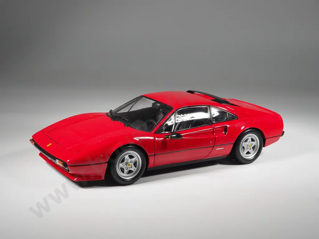 Kyosho Model Car 1:18 Ferrari 308 GTB Quattrovalvole Image 1++