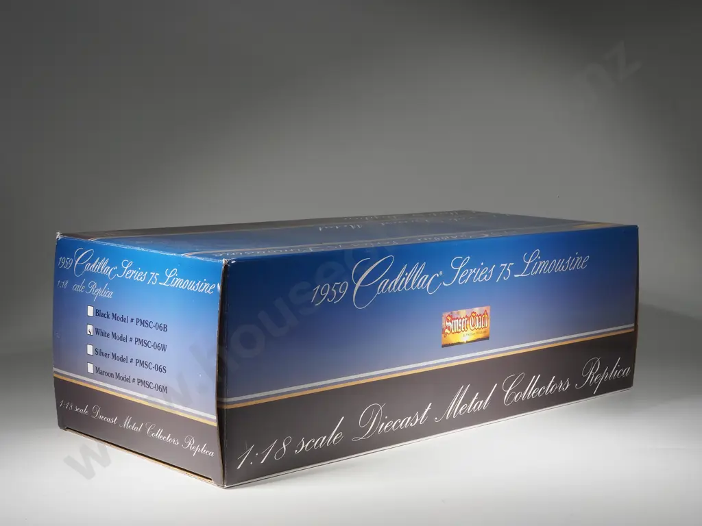 Precision Sunset Coach Model Car 1:18 1959 Cadillac Limousine - With Box Image 1++