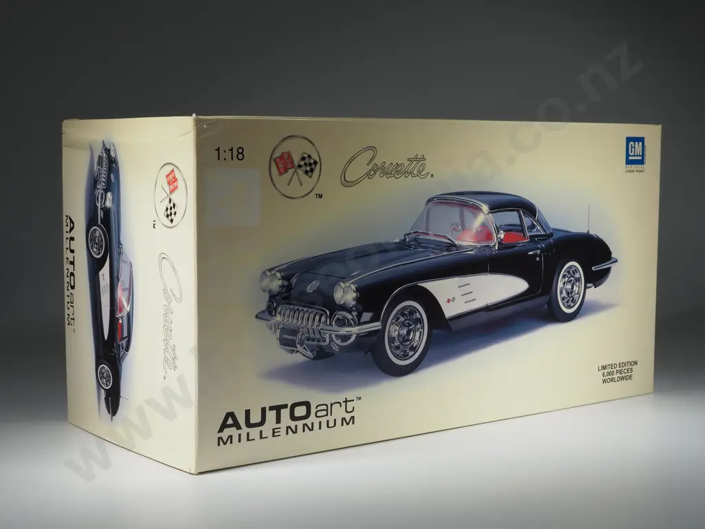 Autoart Model Car 1:18 1959 Chevrolet Corvette - With Box Image 1++