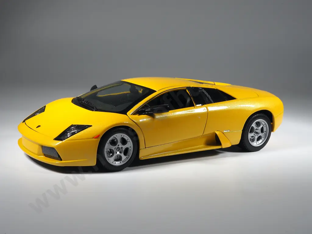 Maisto Model Car 1:18 Lamborghini Murciélago Image 1++
