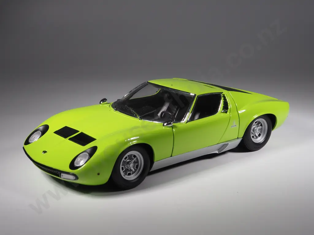 Kyosho Model Car 1:18 Lamborghini Miura P400 SV Image 1++