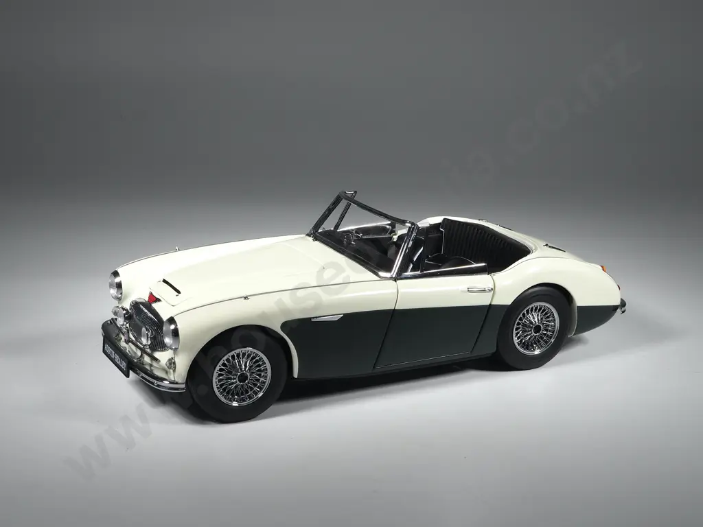 Kyosho Model Car 1:18 Austin Healey Image 1++