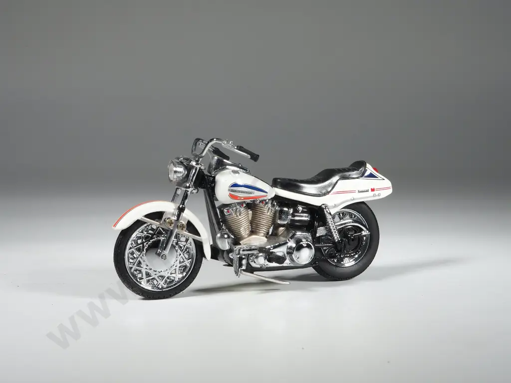 Franklin Mint Precision Models: The 1971 Harley-Davidson Super Glide Image 1++