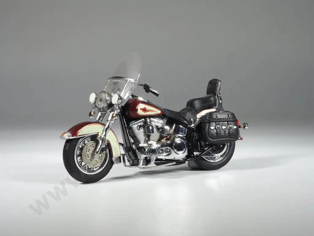 Franklin Mint Precision Models: The 1986 Harley-Davidson Heritage Softail Classic Image 1++