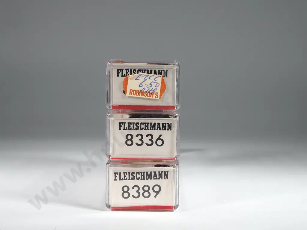 Three Fleischmann Piccolo Wagons 8336 8200 8389 Image 1++