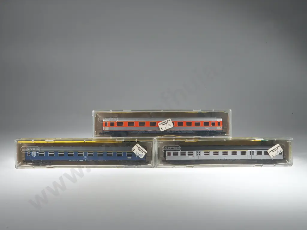 Minitrix Carriages 3039 3078 3080 Image 1++