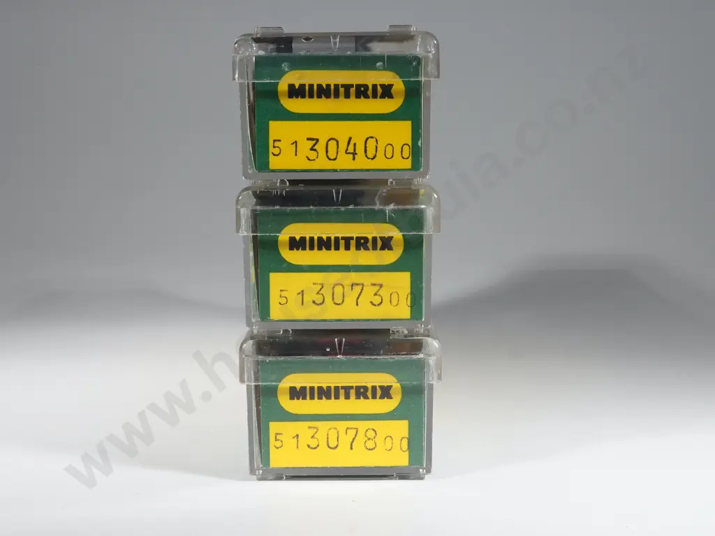 Three Minitrix Carriages 3040 3078 3073 Image 1++