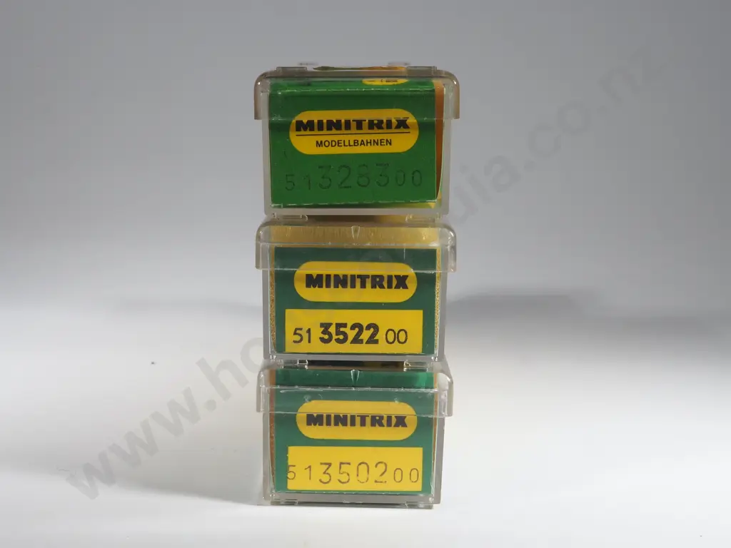 Three Minitrix Carriages 3522 3502 3283 Image 1++
