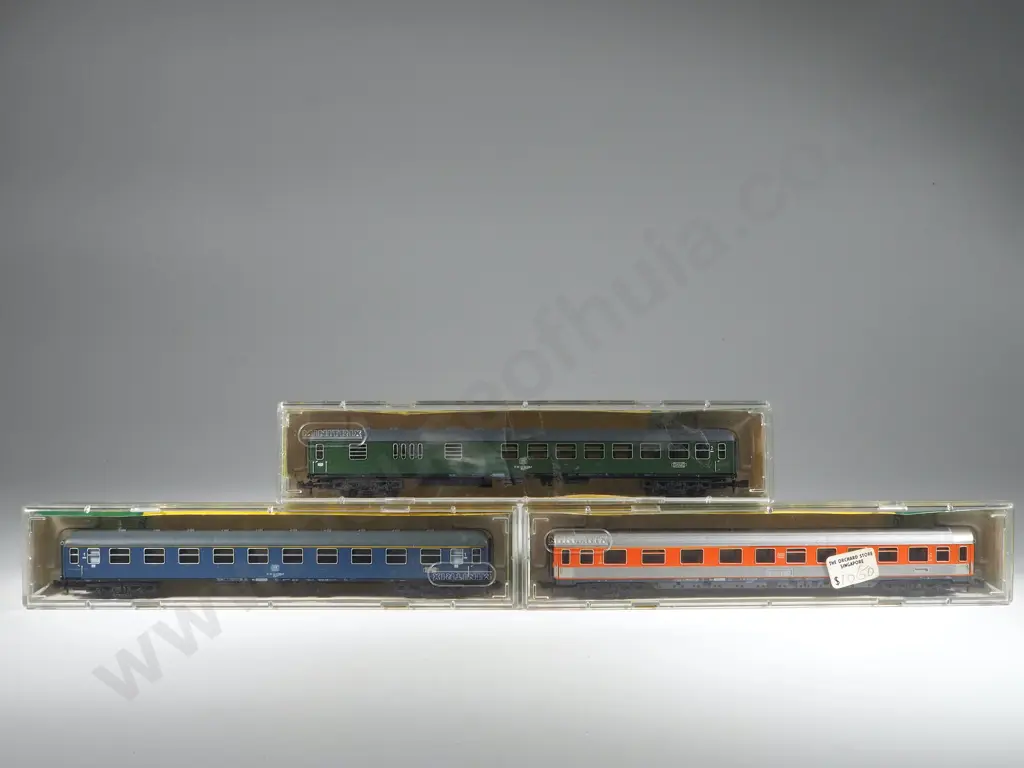 Minitrix Carriages 3091 3090 3073 Image 1++