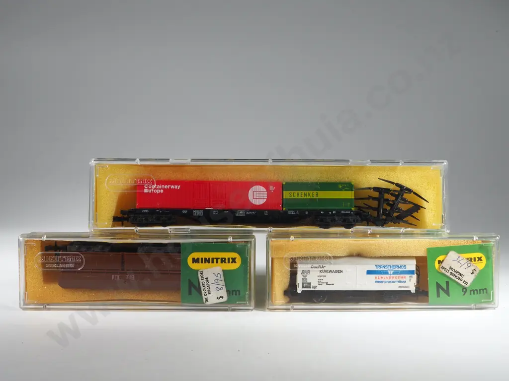Three Minitrix Carriages 3258 3287 3512 Image 1++