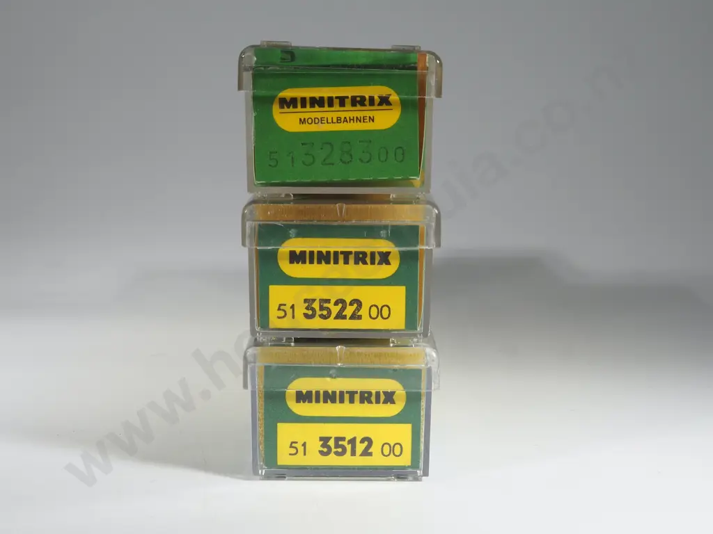 Three Minitrix Carriages 3283 3522 3512 Image 1++