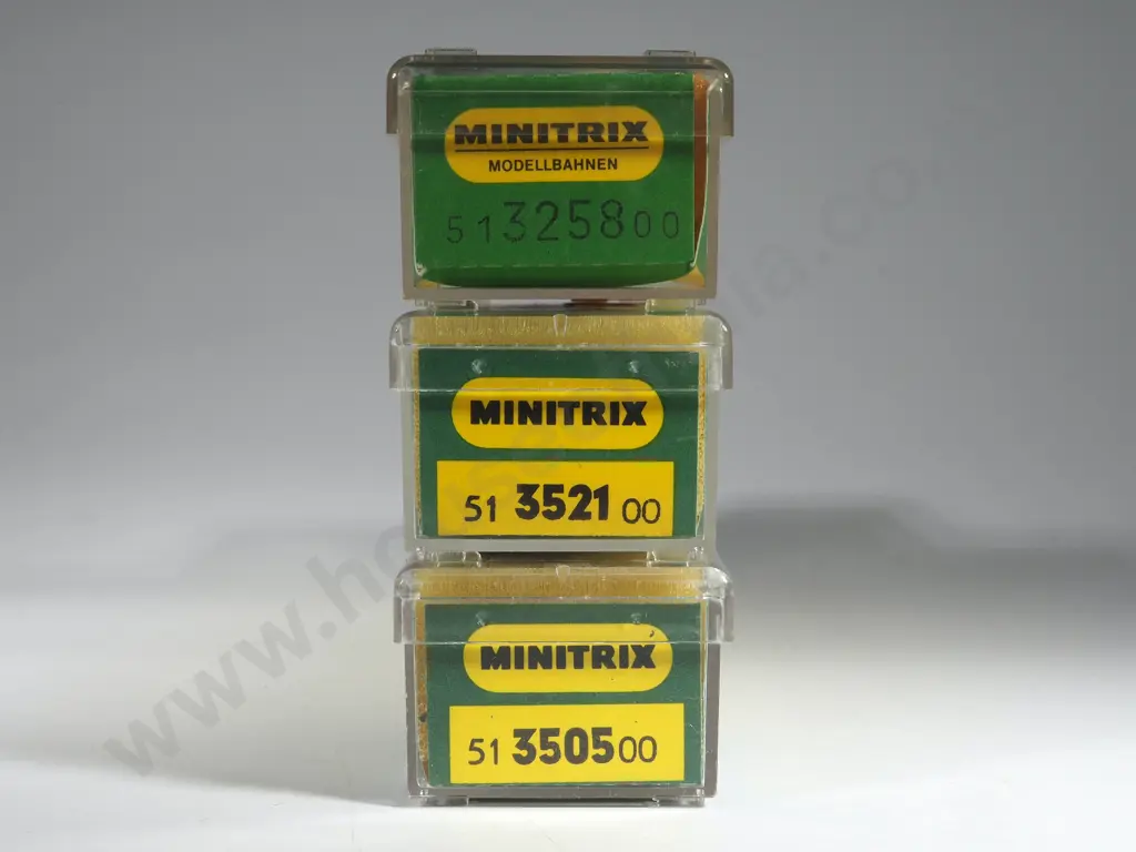 Three Minitrix Carriages 3258 3521 3505 Image 1++