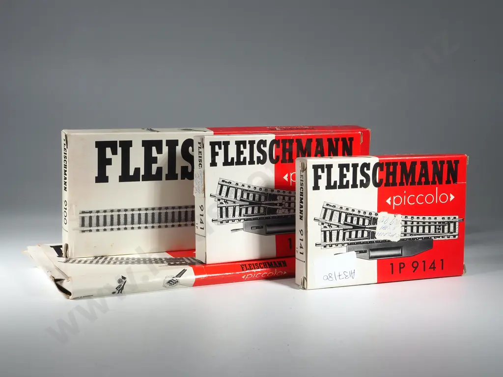Two Boxes Fleishmann Piccolo Tracks 9100, 9143 & Two Double Crossover Slip Nibs 9141 Image 1++