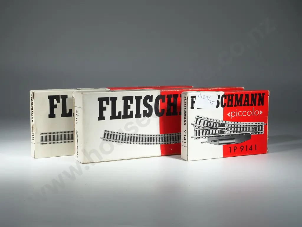 Two Boxes  Fleishmann Piccolo Tracks 9100, 9135 & One Double Crossover Slip Nib 9141 Image 1++