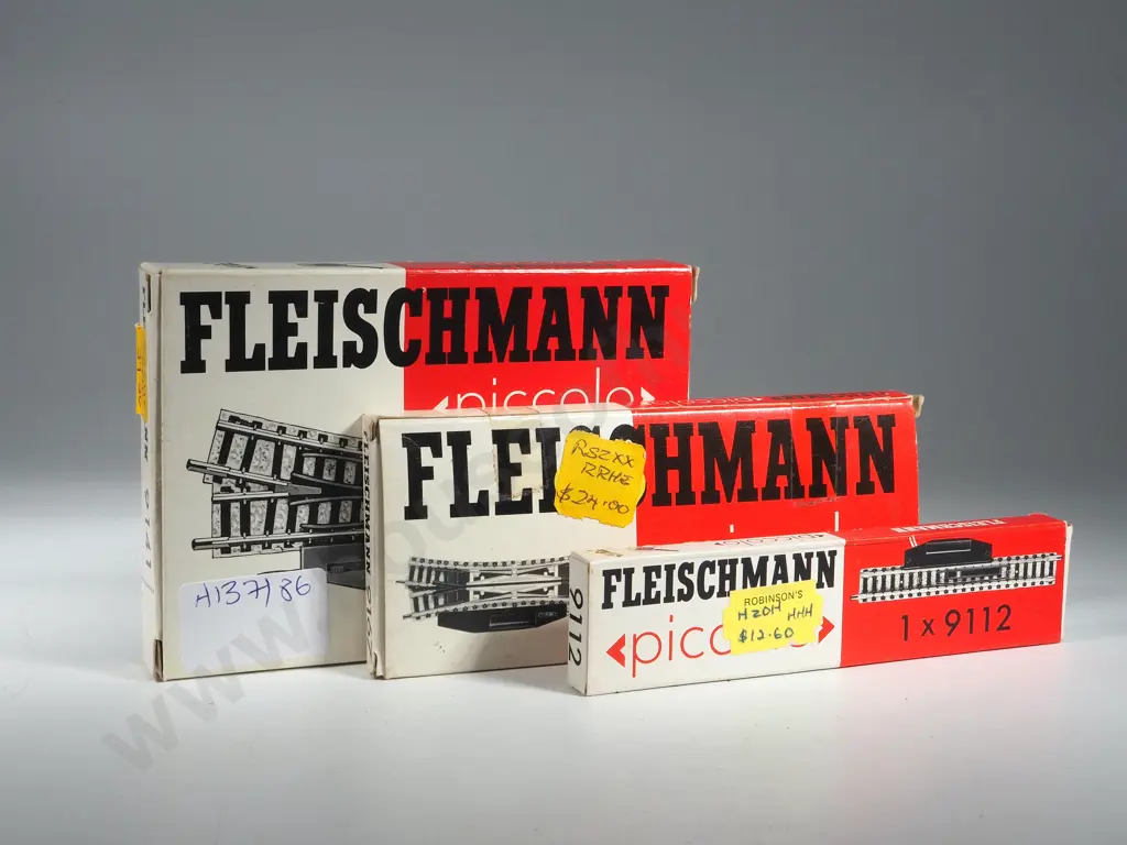 Fleishman Piccolo Four Double Crossover Tracks/Slip Nibs 9167, 9141, One Uncoupler Track 9112 Image 1++