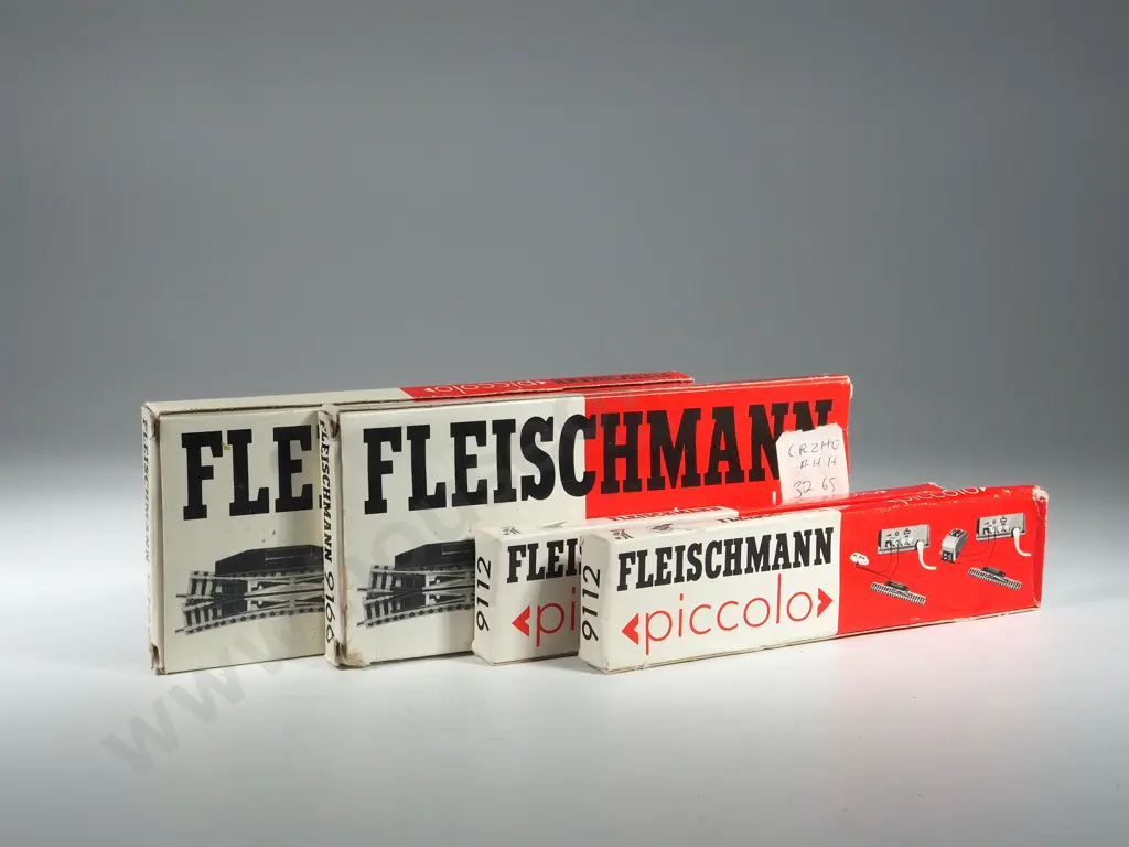 Fleishman Piccolo Four Double Crossover Tracks/Slip Nibs 9166x2,, One Uncoupler Track 9112 Image 1++