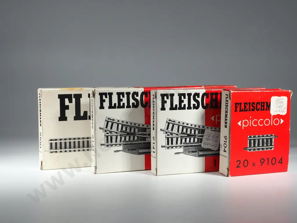 Two Boxes Fleishmann Piccolo Tracks 9100, 9104 & Two Double Crossover Slip Nibs 9141 Image 1++
