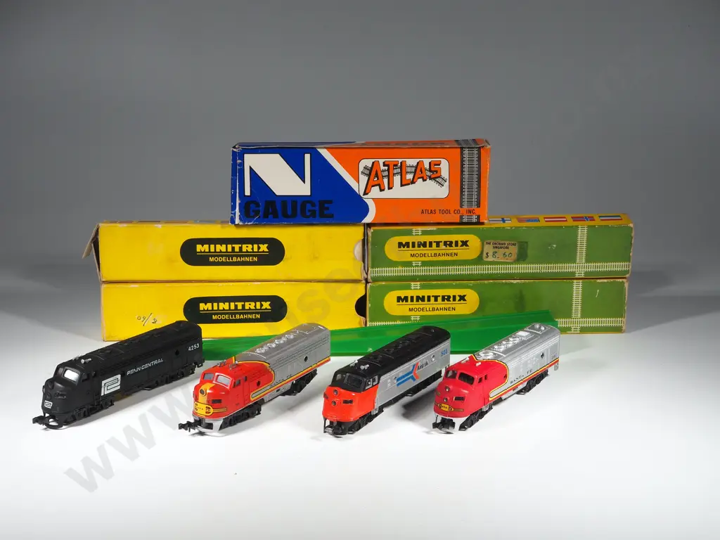 Four Various Boxed Trains (Unlabelled); Green Accessory; One Atlas Tool  Crossover Track N 2553 Image 1++