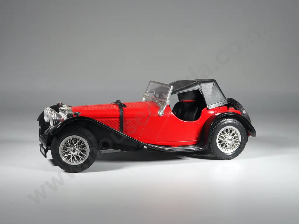 Bburago Unboxed Jaguar SS 100 (1937) Image 1++