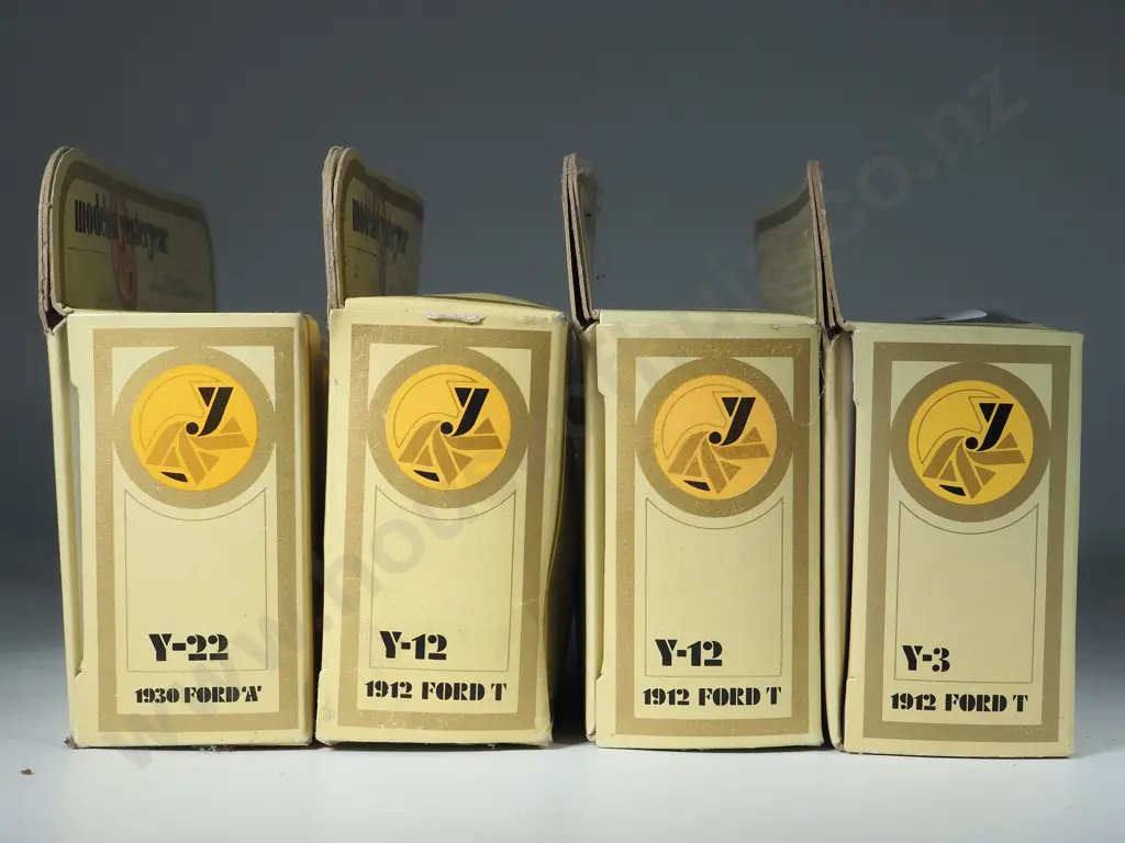 Four Matchbox Models of Yesteryear: Y-3 /Y-22/ Two Y-12 Image 1++