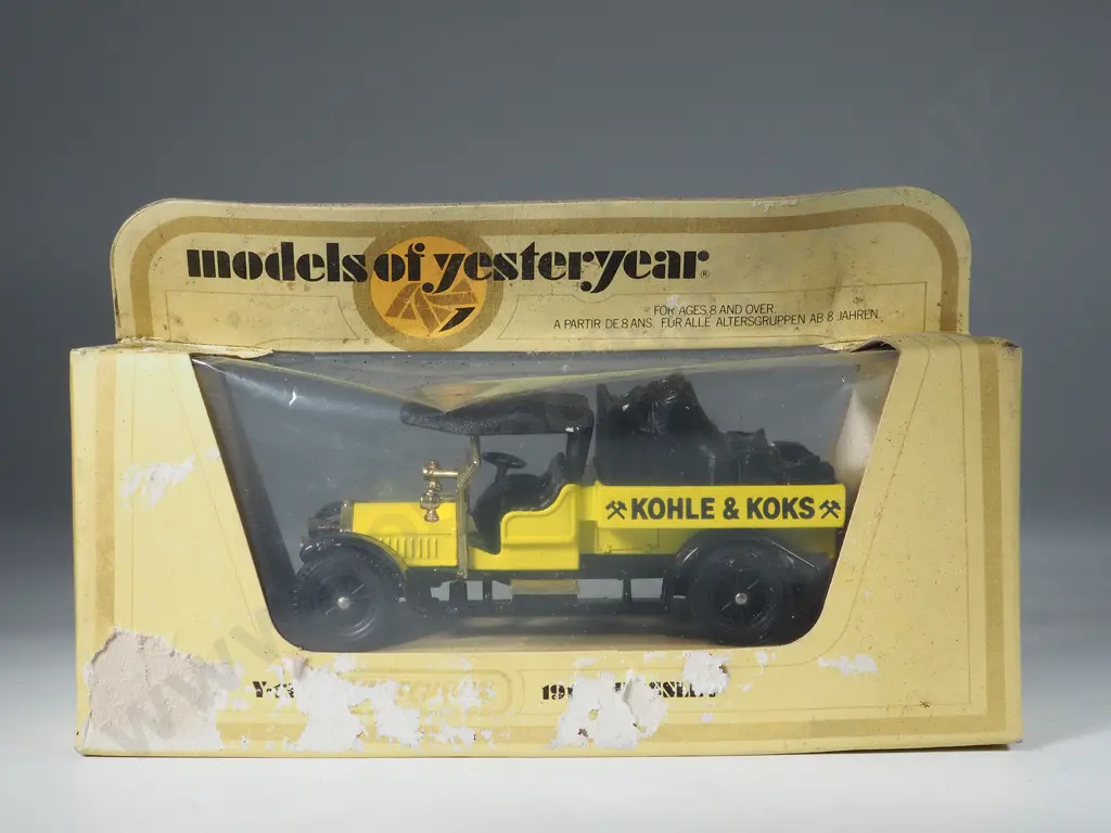 Four Matchbox Models of Yesteryear: Y-3 /Y-13 / Y-21/Y-22 Image 1++