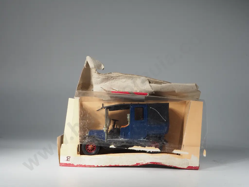 Seven Boxed Matchbox Models of Yesteryear: Y-6 /Y-13 /Four Y-22 / Y-27 Image 1++