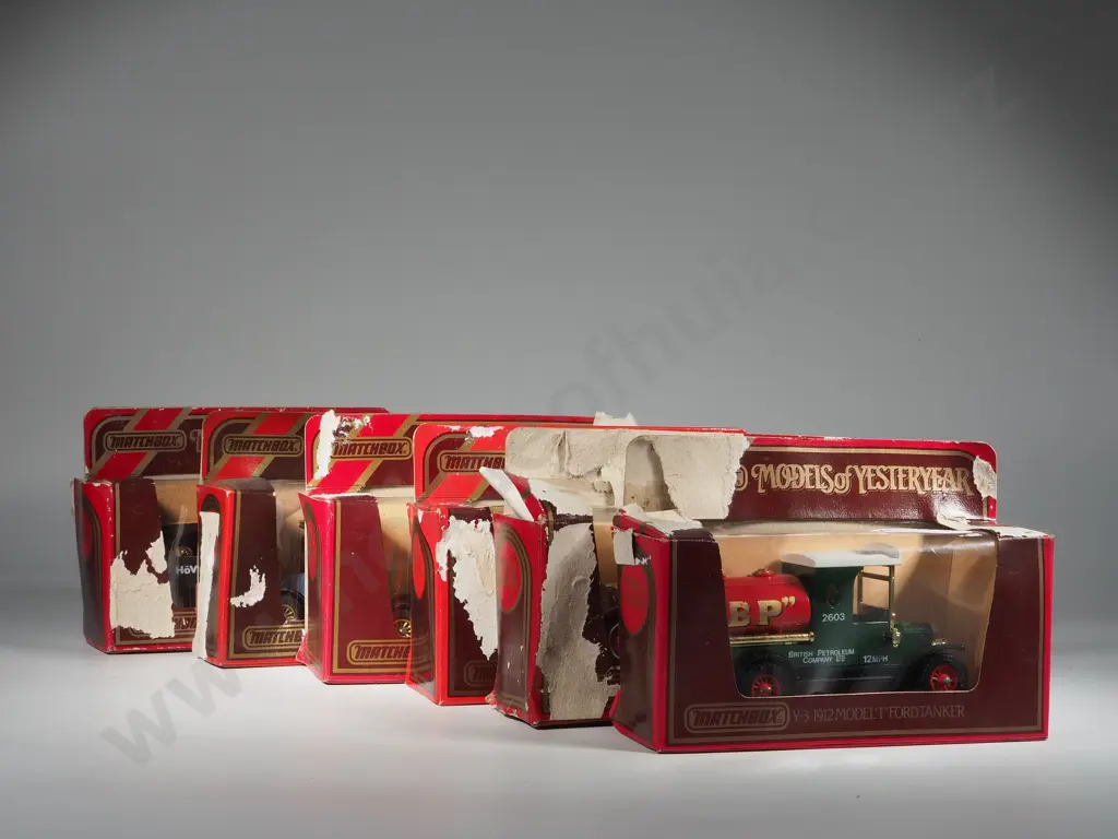 Six Boxed Matchbox Models of Yesteryear: Y-3 / Y-7 / Y-12 /Two Y-25 /Y-27 Image 1++