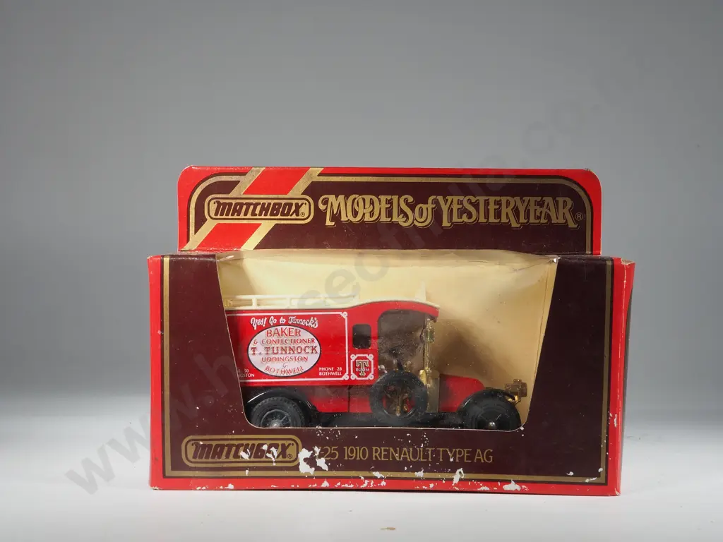 Five Boxed Matchbox Models of Yesteryear: Two Y-12/ Y-18 / Y-23 / Y-25 Image 1++
