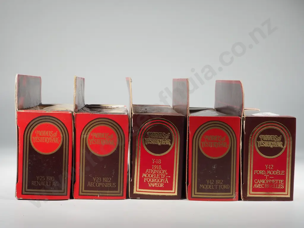 Five Boxed Matchbox Models of Yesteryear: Two Y-12/ Y-18 / Y-23 / Y-25 Image 1++