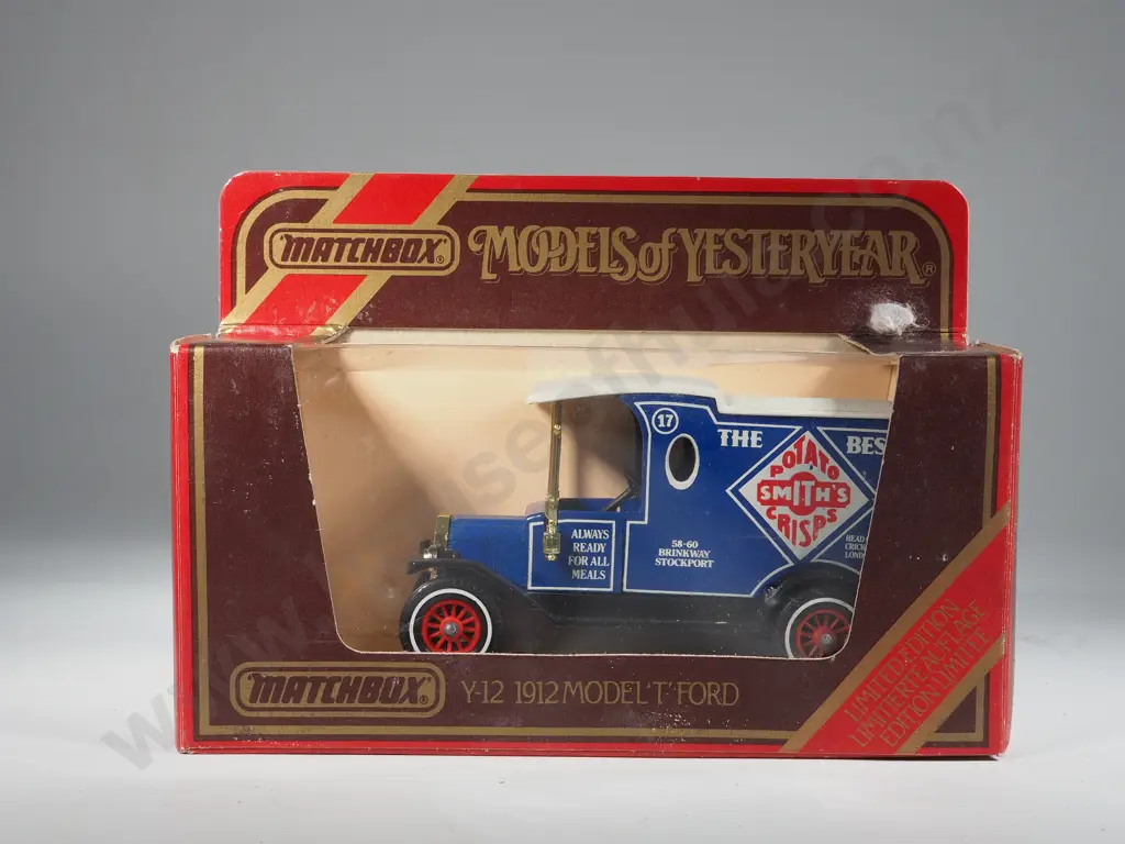 Five Boxed Matchbox Models of Yesteryear: Two Y-12/ Y-18 / Y-23 / Y-25 Image 1++