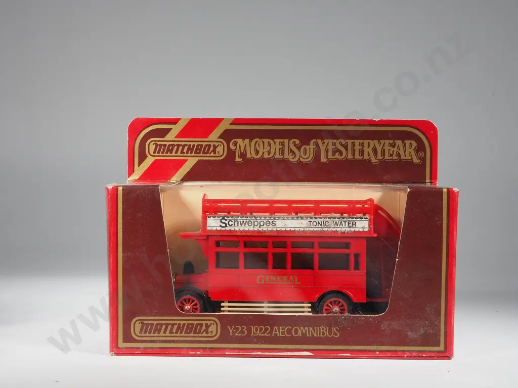 Five Boxed Matchbox Models of Yesteryear: Y-12/Y-21 / Two Y-23 / Y-27 Image 1++