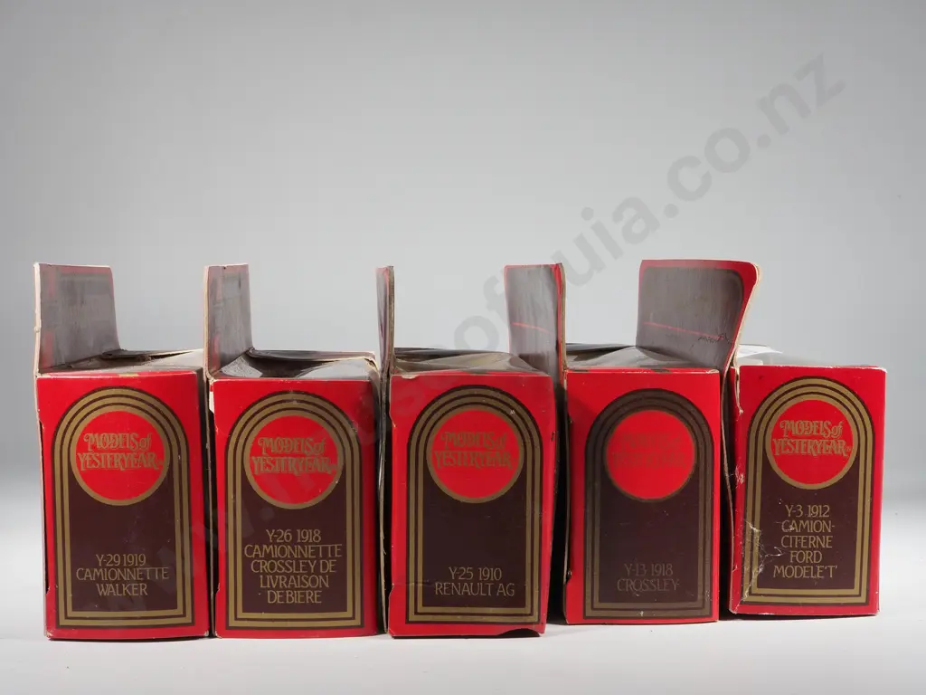 Five Boxed Matchbox Models of Yesteryear: Y-3/ Y-13/ Y-25 / Y-26 / Y-29 Image 1++