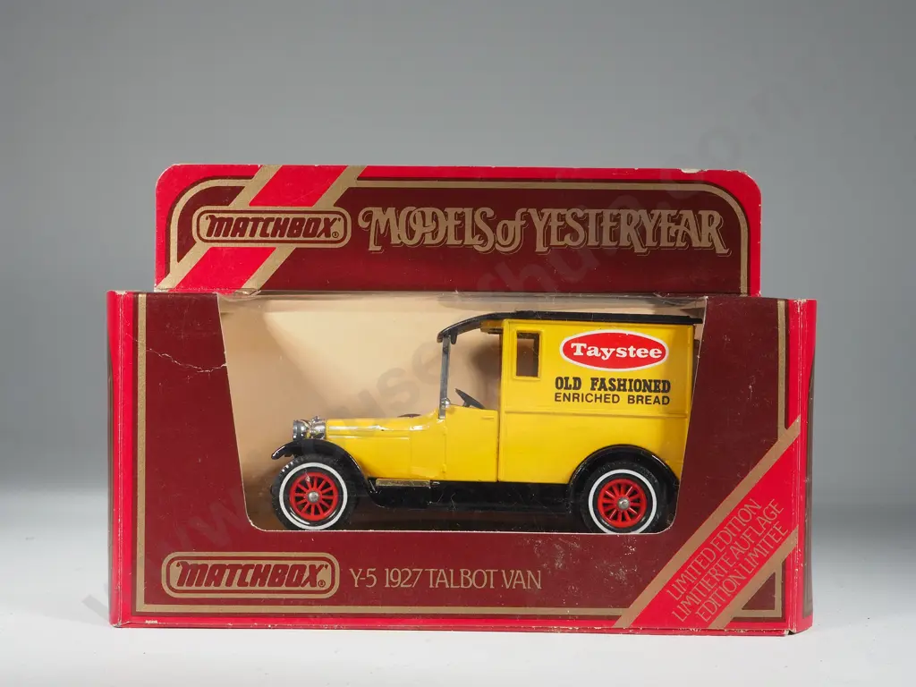 Five Boxed Matchbox Models of Yesteryear: Y-3 / Y-5/ Two Y-12/ Y-18 Image 1++